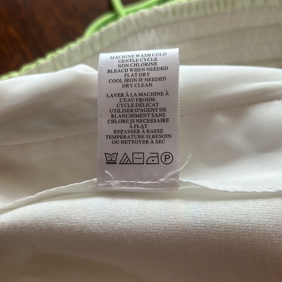 NWOT A.L.C Rex Hi-Rise Faux Leather Neon Smooth Pull On Shorts Size 10 Women - Picture 7 of 7